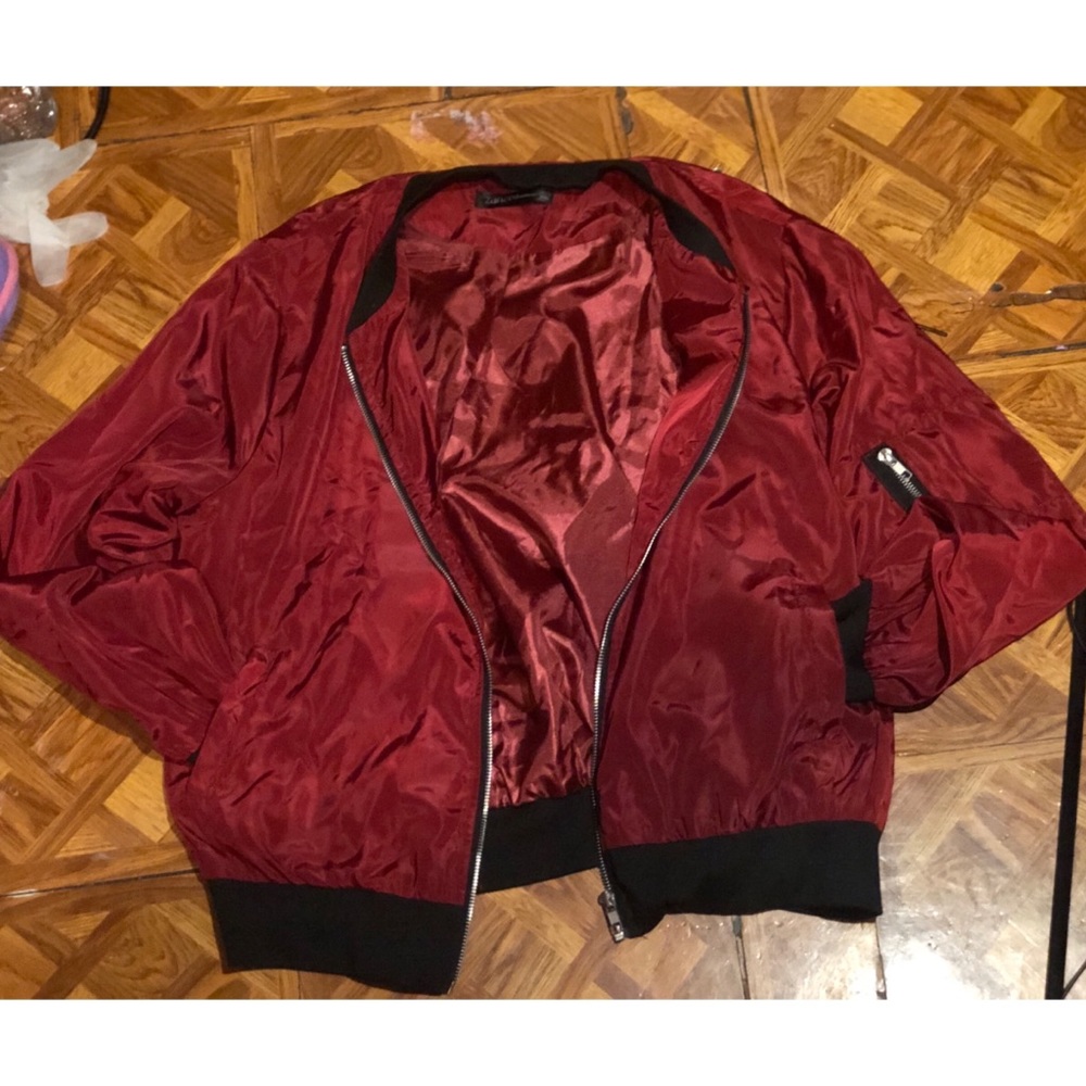 Lightweight bomber jacket